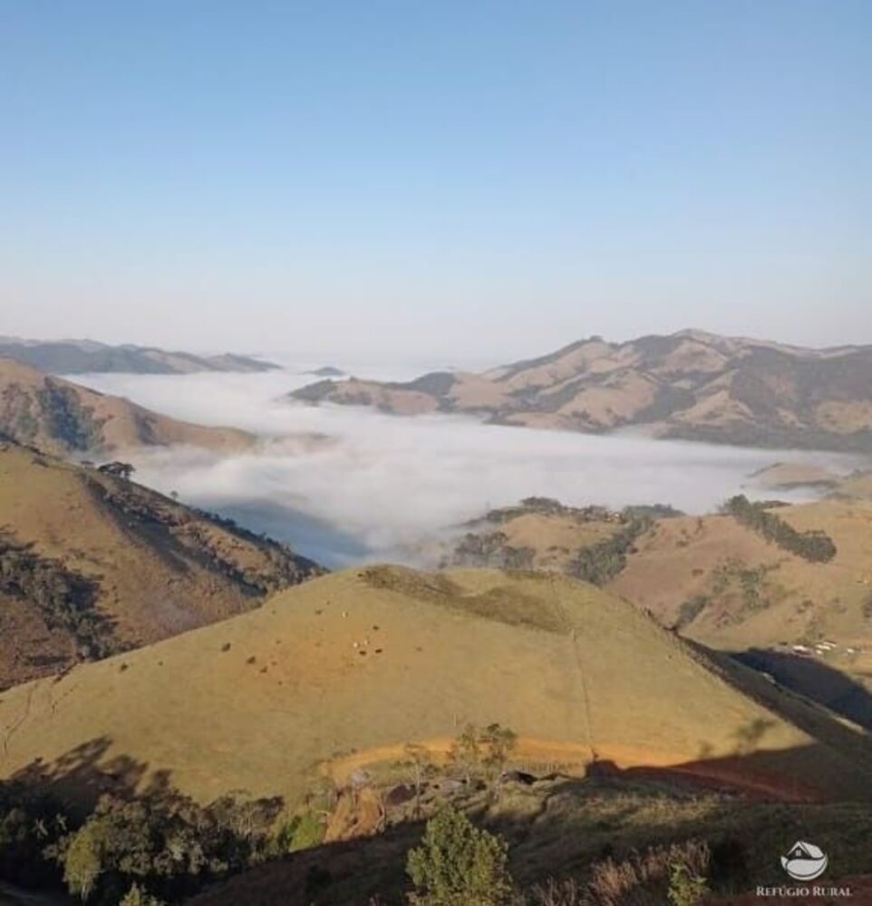 Chácara à venda com 3 quartos, 30000m² - Foto 2