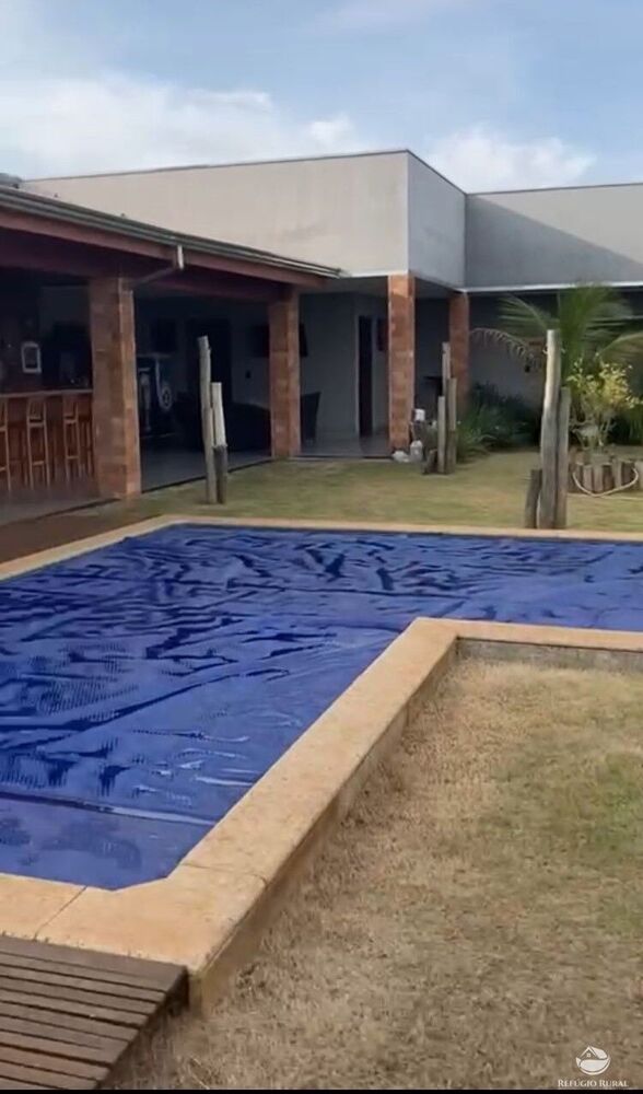 Sítio, 2 quartos, 450 m² - Foto 1