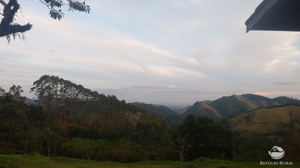 Sítio à venda com 2 quartos, 57800m² - Foto 13