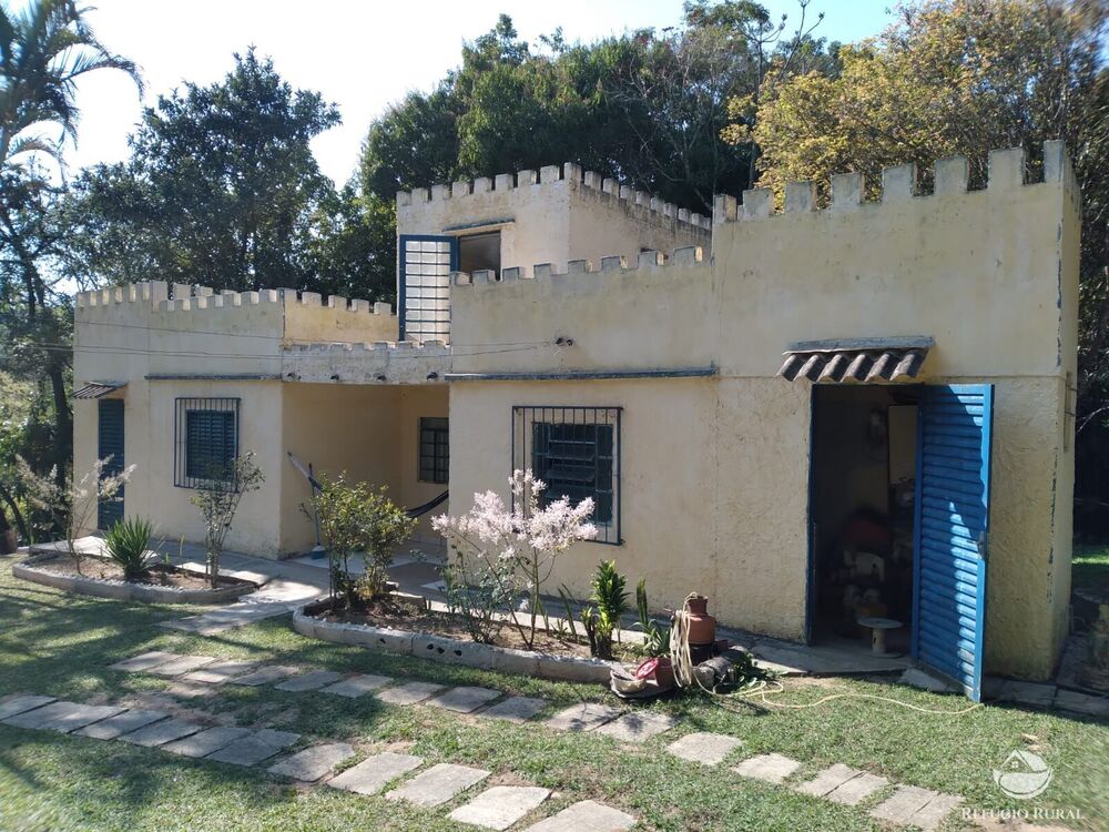 Chácara à venda com 6 quartos, 3000m² - Foto 1