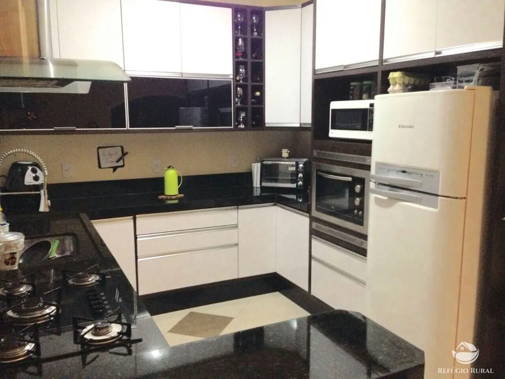 Casa, 3 quartos, 250 m² - Foto 10