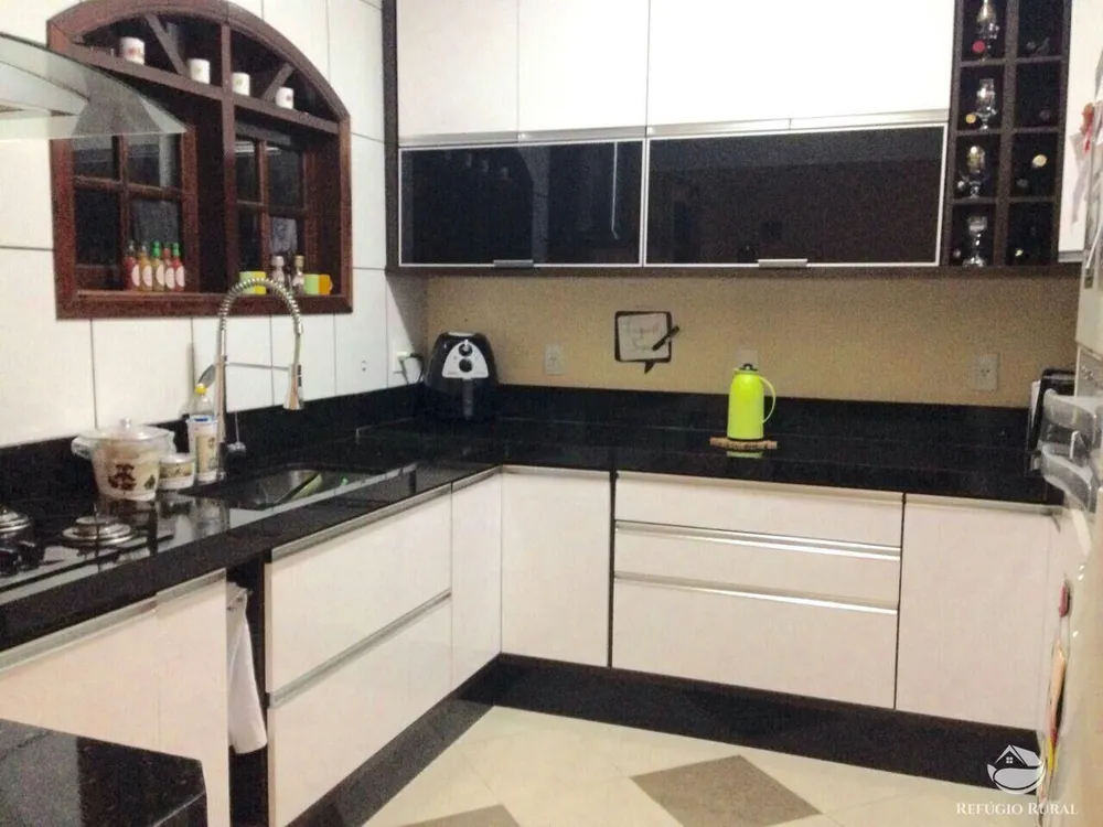 Casa, 3 quartos, 250 m² - Foto 5