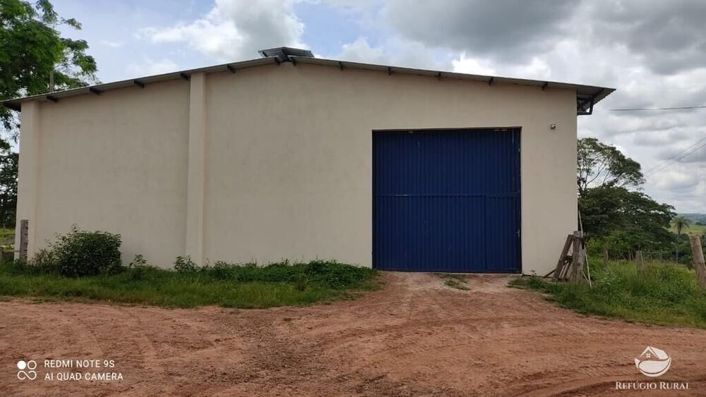 Fazenda à venda com 2 quartos, 85668000m² - Foto 3