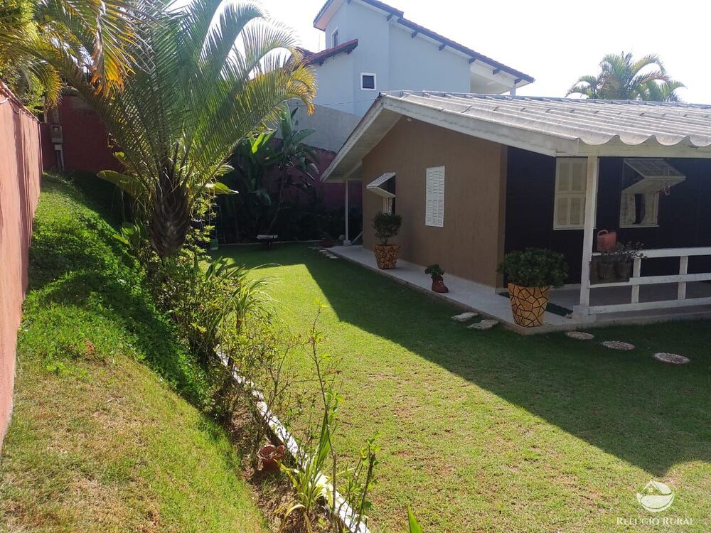 Chácara, 3 quartos, 2000 m² - Foto 1