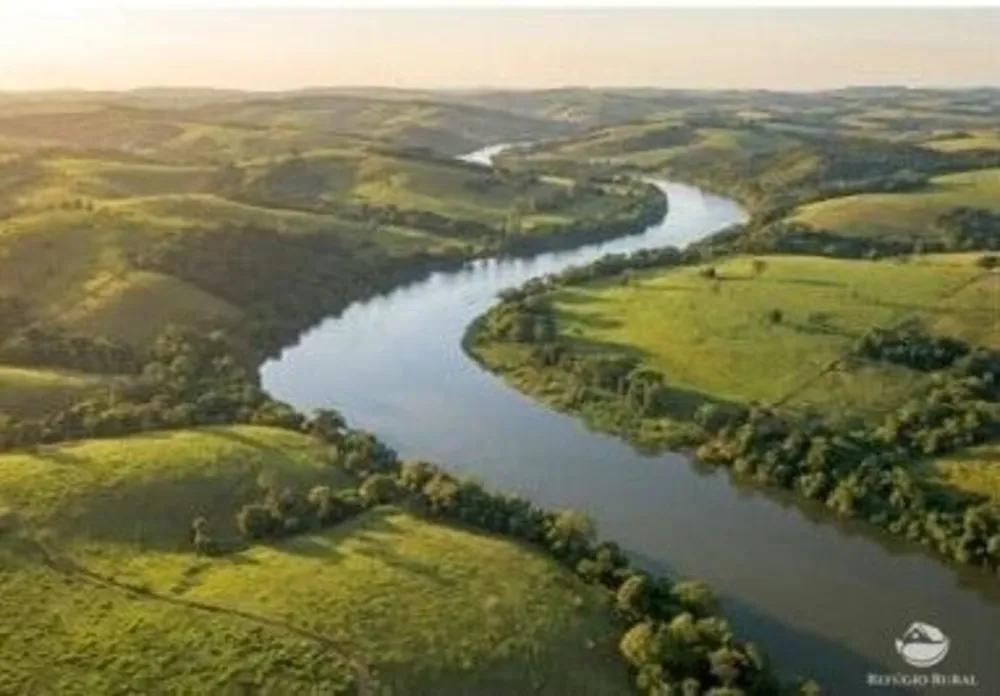 Fazenda, 1817 hectares - Foto 1