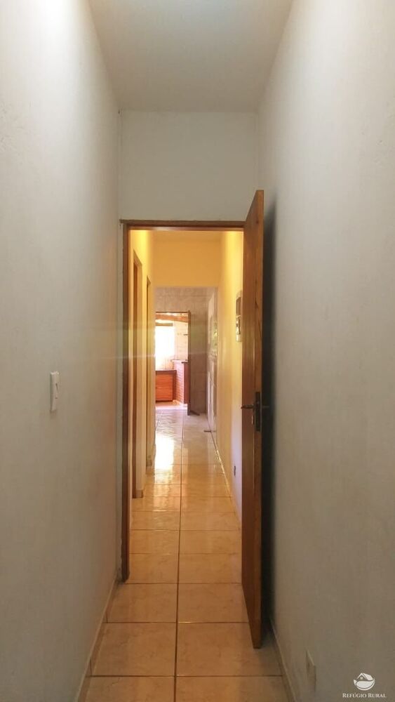 Chácara à venda com 3 quartos, 500m² - Foto 1