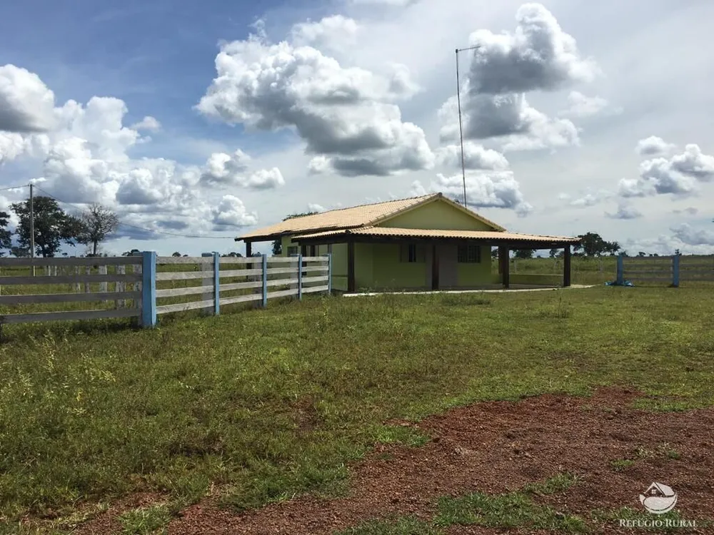 Fazenda, 4381 hectares - Foto 1