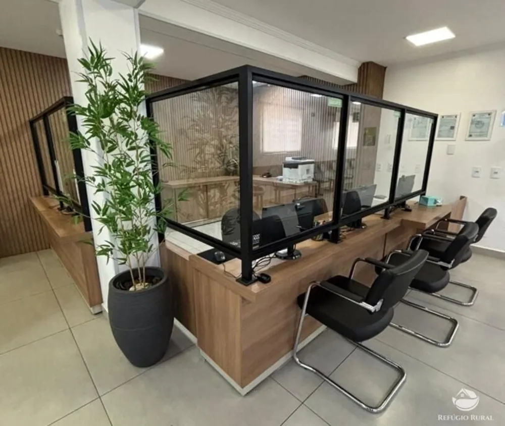 Hotel, 3000 m² - Foto 1
