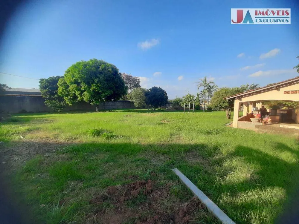Chácara, 3 quartos, 2234 m² - Foto 1