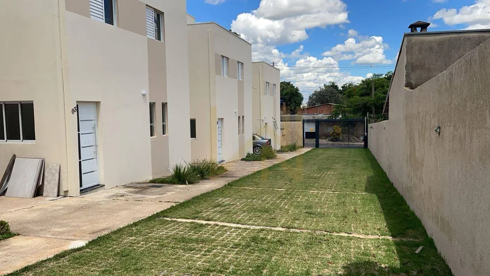 Casa, 2 quartos, 64 m² - Foto 1