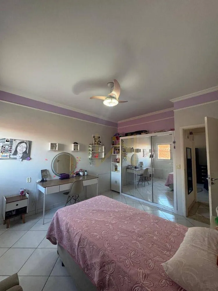Casa, 3 quartos, 186 m² - Foto 8