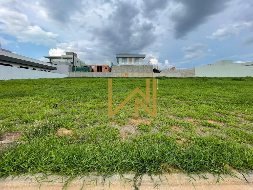 Loteamento e Condomínio, 435 m² - Foto 1
