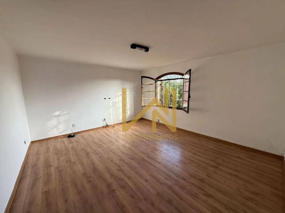 Casa, 5 quartos, 286 m² - Foto 1
