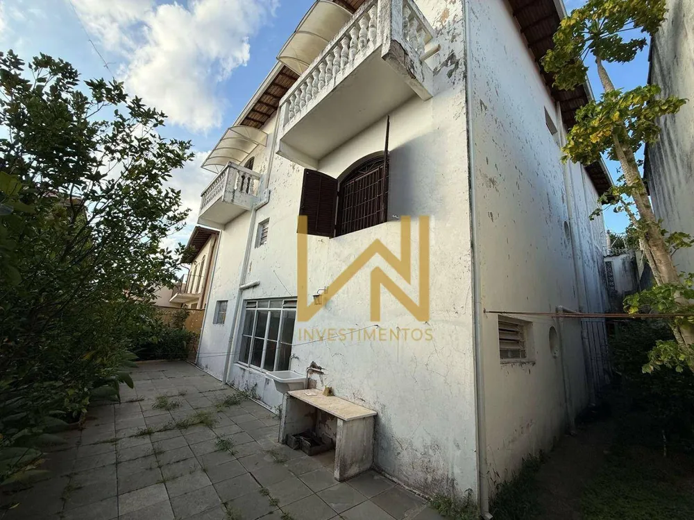 Casa, 5 quartos, 286 m² - Foto 4