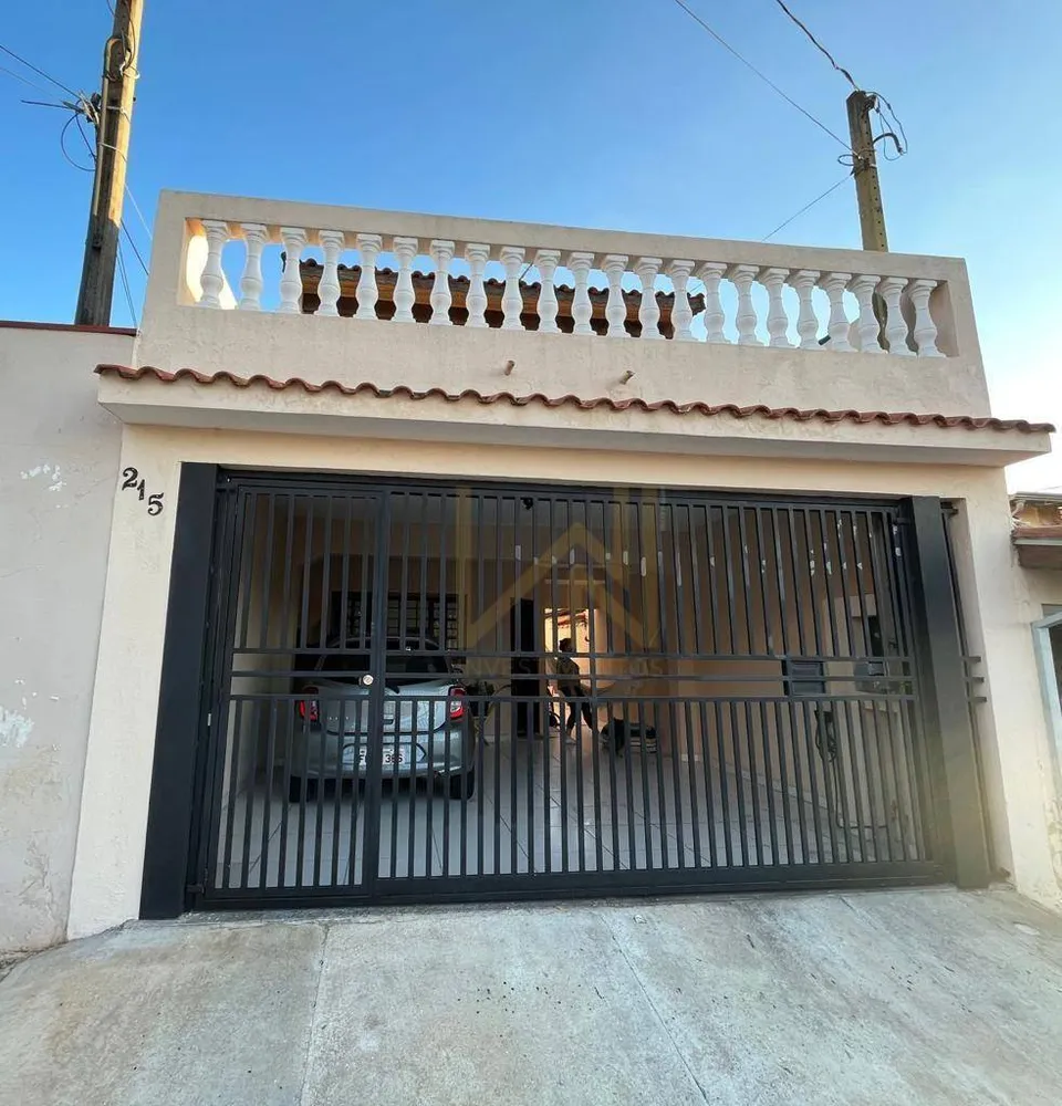 Casa, 3 quartos, 162 m² - Foto 1