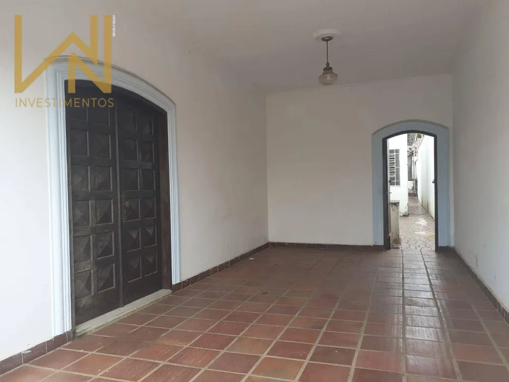 Casa, 4 quartos, 222 m² - Foto 2