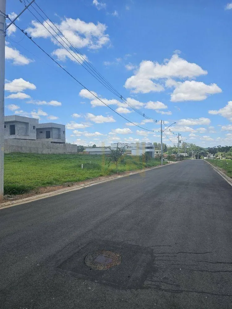 Loteamento e Condomínio, 300 m² - Foto 1