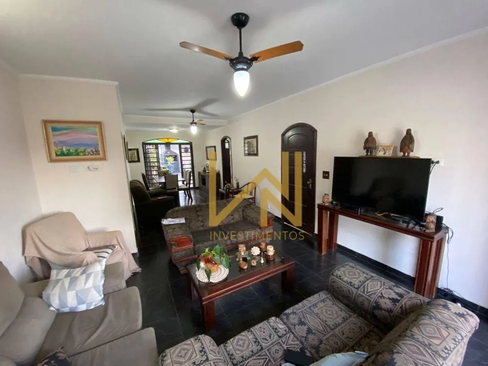 Casa, 4 quartos, 220 m² - Foto 3