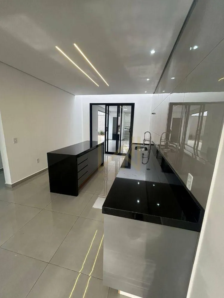 Casa, 3 quartos, 165 m² - Foto 3