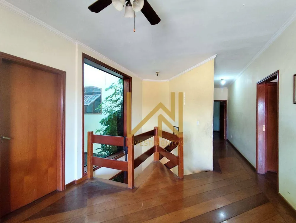 Casa, 4 quartos, 407 m² - Foto 1