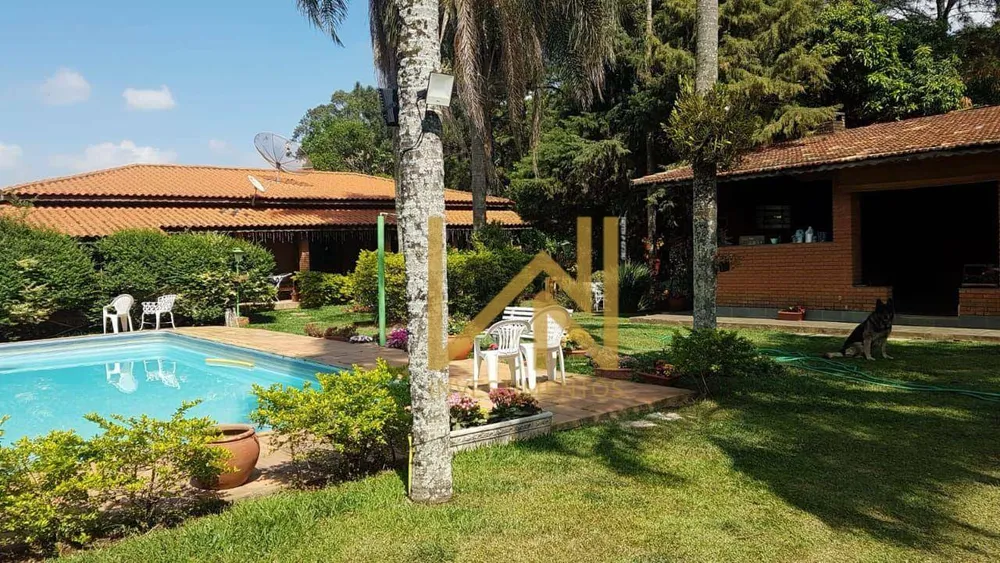 Chácara, 3 quartos, 10000 m² - Foto 1