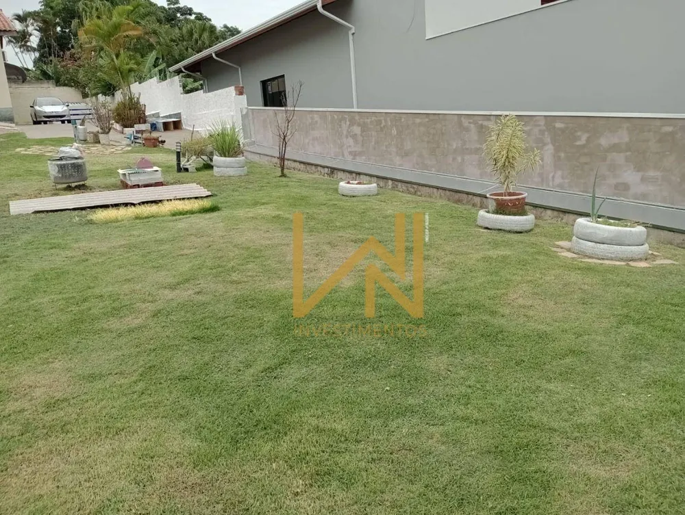 Chácara, 3 quartos, 684 m² - Foto 3