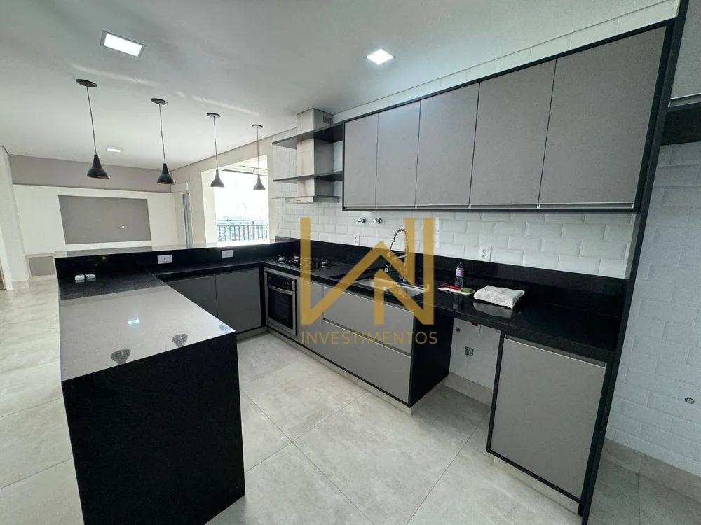 Apartamento, 3 quartos, 200 m² - Foto 2