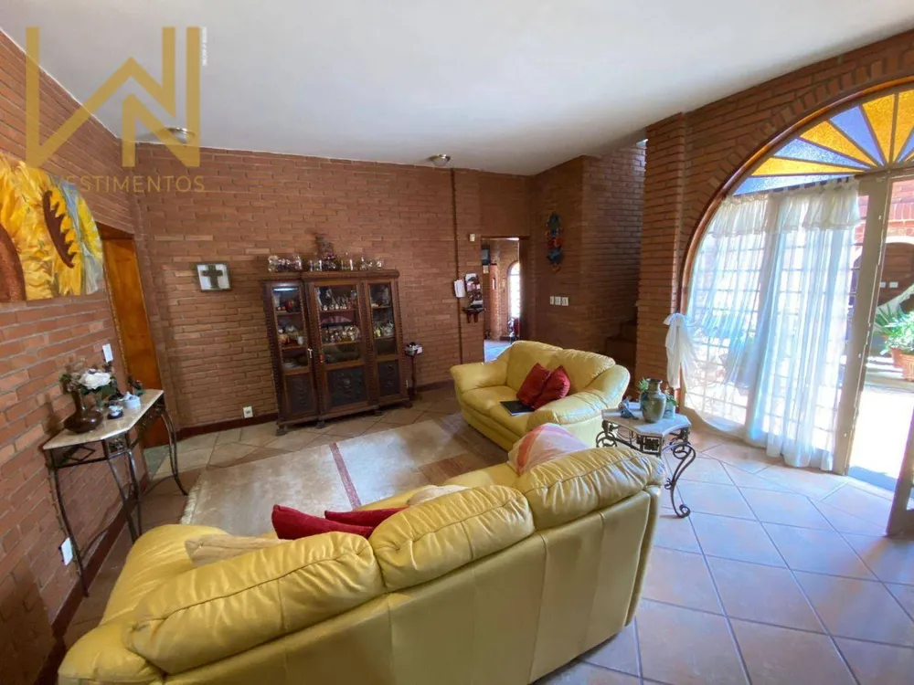 Casa, 4 quartos, 360 m² - Foto 1