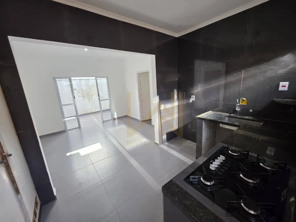 Casa, 5 quartos, 180 m² - Foto 3