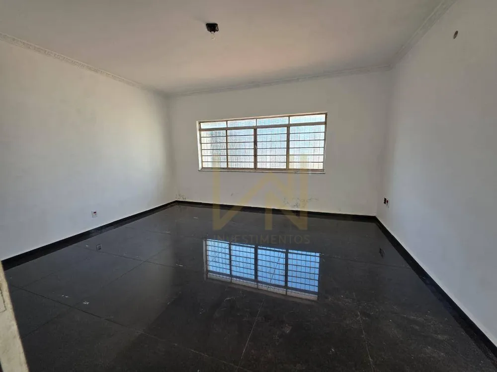 Casa, 5 quartos, 180 m² - Foto 1