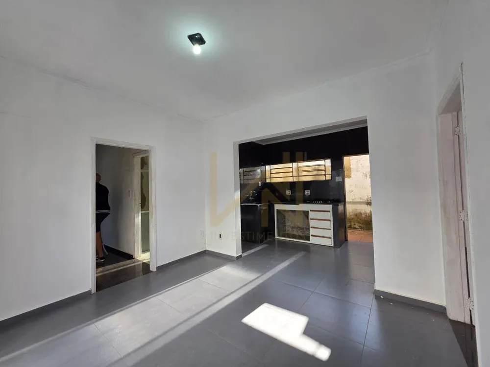 Casa, 5 quartos, 180 m² - Foto 2