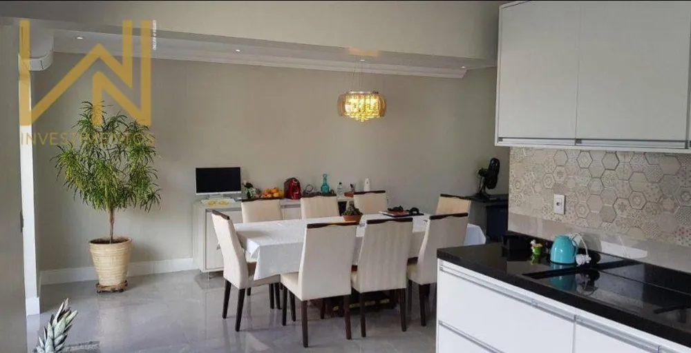Casa, 3 quartos, 278 m² - Foto 4