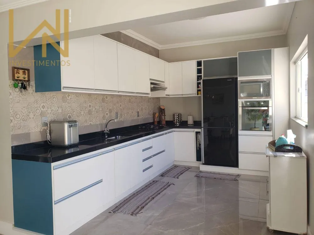 Casa, 3 quartos, 278 m² - Foto 8