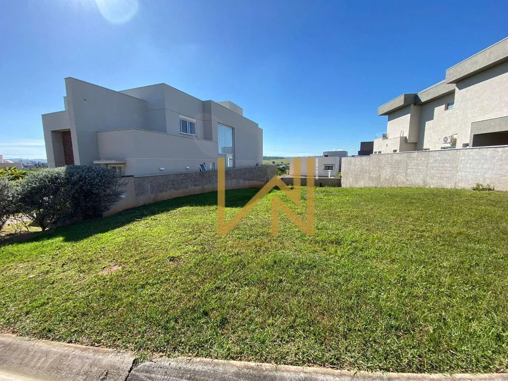 Loteamento e Condomínio, 407 m² - Foto 1