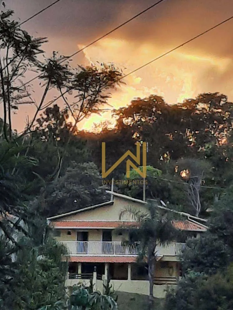 Casa, 3 quartos, 340 m² - Foto 1