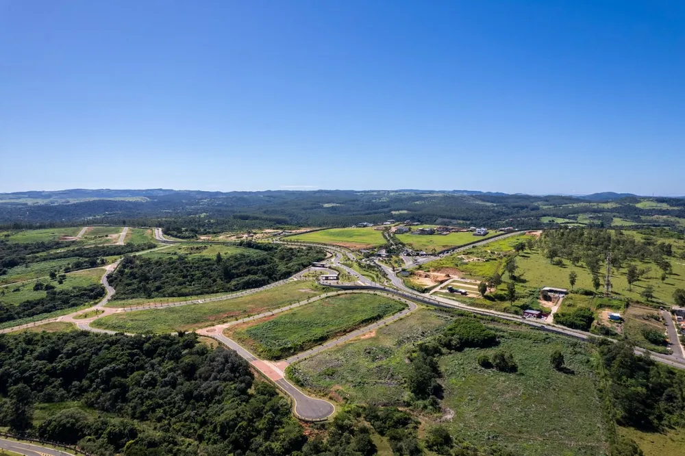 Loteamento e Condomínio, 1000 m² - Foto 1