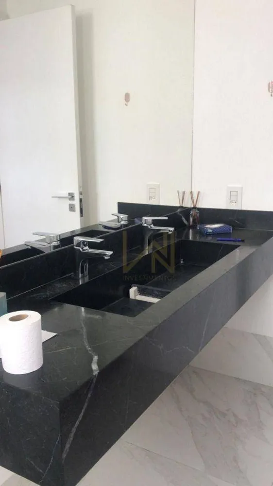 Apartamento, 3 quartos, 183 m² - Foto 1