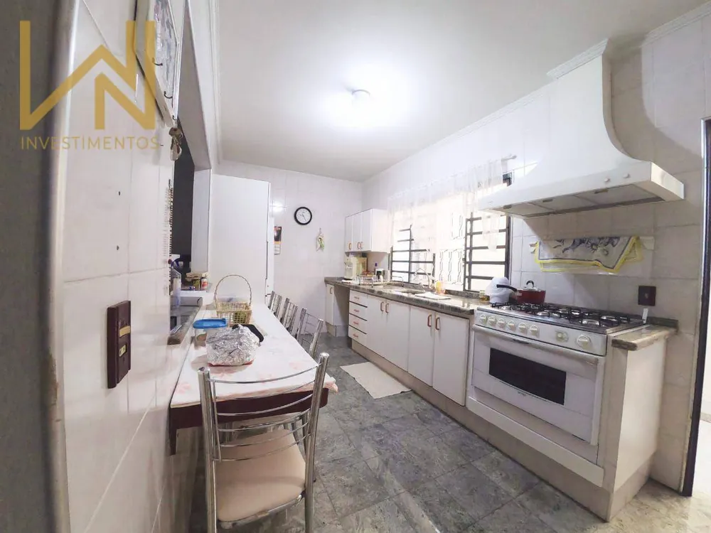 Casa, 4 quartos, 211 m² - Foto 3