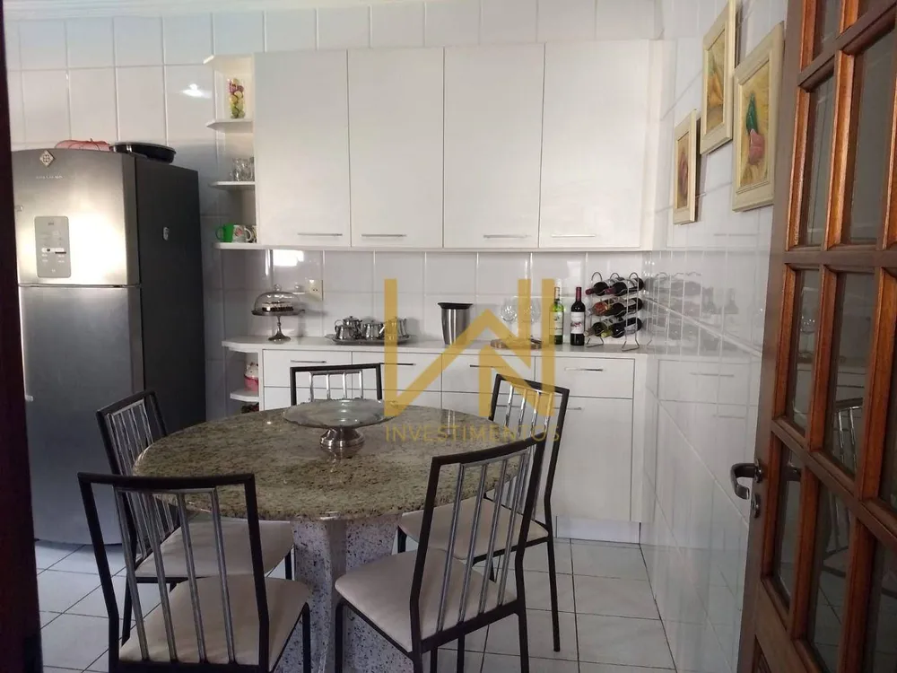 Casa, 3 quartos, 317 m² - Foto 8