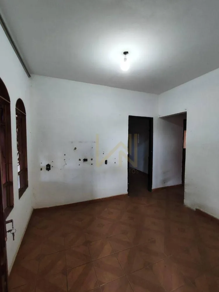 Casa, 2 quartos, 250 m² - Foto 3