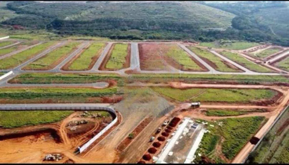 Loteamento e Condomínio, 200 m² - Foto 1