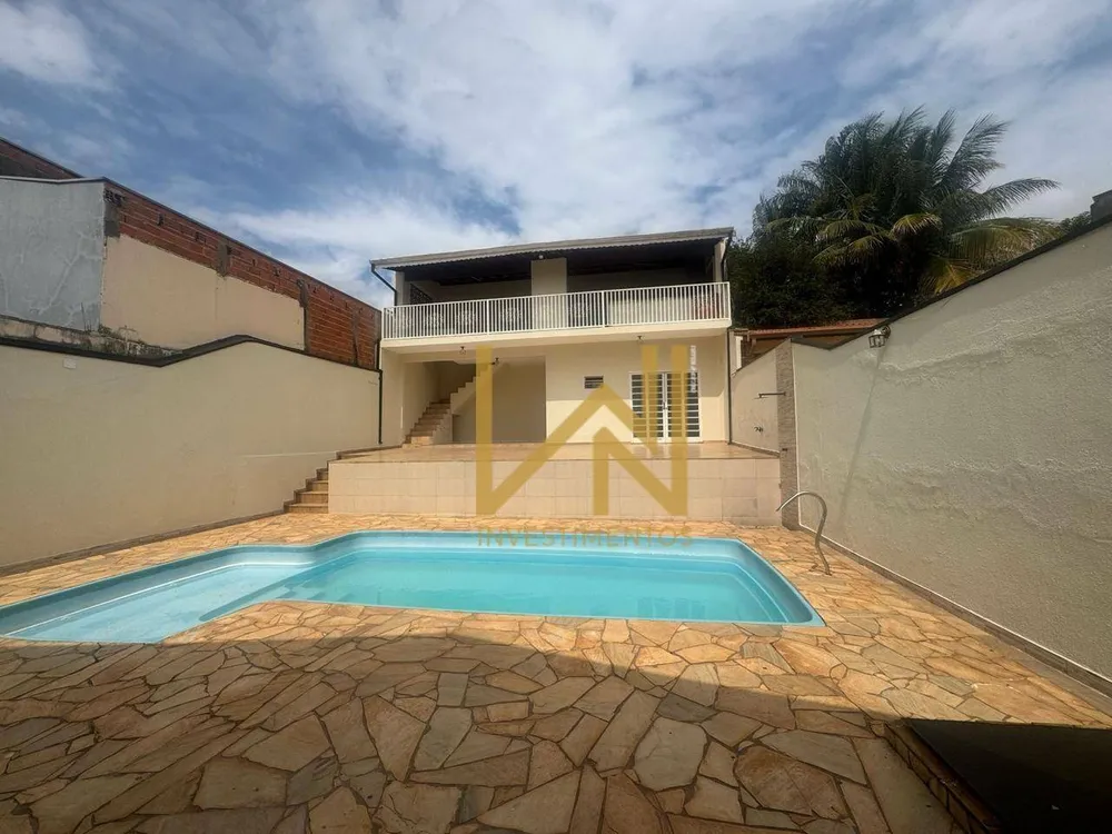 Casa, 3 quartos, 257 m² - Foto 1