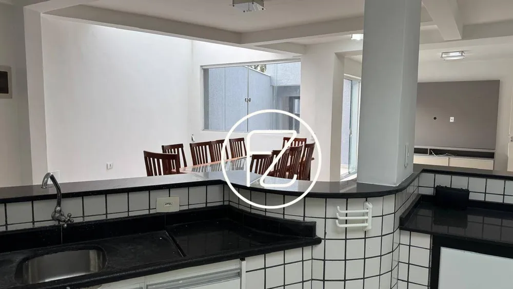 Sobrado, 6 quartos, 297 m² - Foto 8