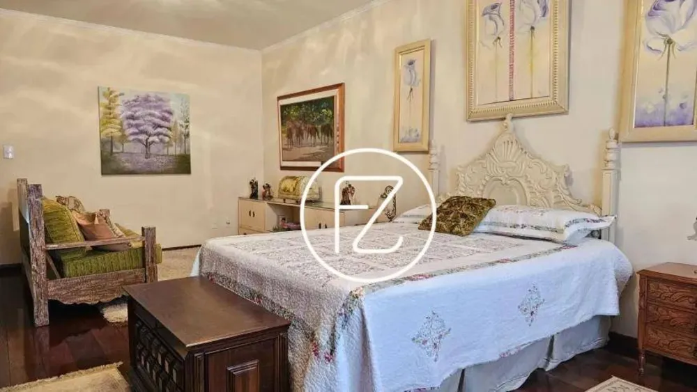 Sobrado, 3 quartos, 761 m² - Foto 1