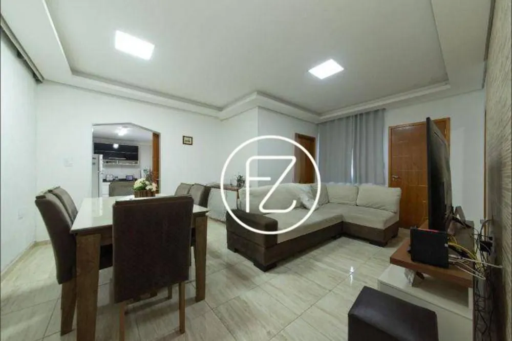Sobrado, 4 quartos, 195 m² - Foto 1