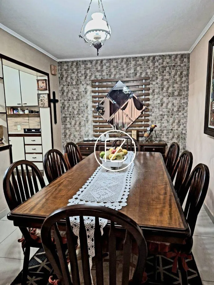 Sobrado, 4 quartos, 201 m² - Foto 2