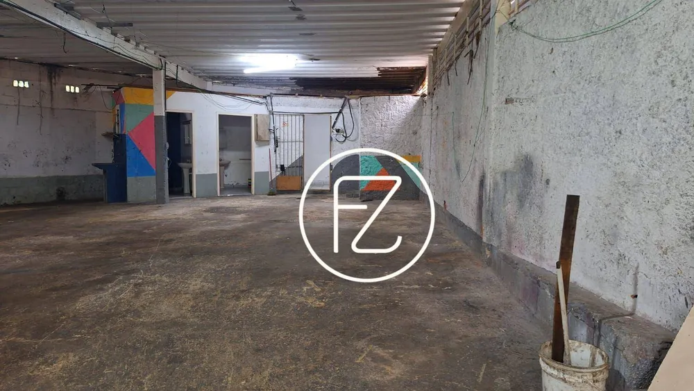Casa, 2 quartos, 385 m² - Foto 13