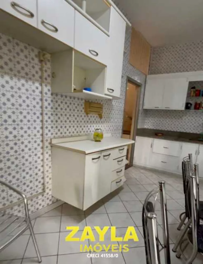 Casa, 3 quartos, 240 m² - Foto 18