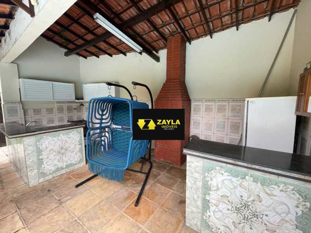 Sítio à venda com 8 quartos, 440m² - Foto 1