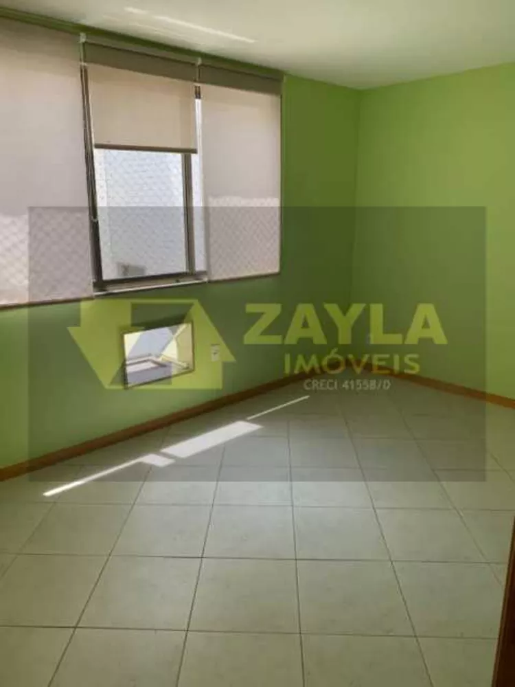 Apartamento à venda com 4 quartos, 198m² - Foto 16